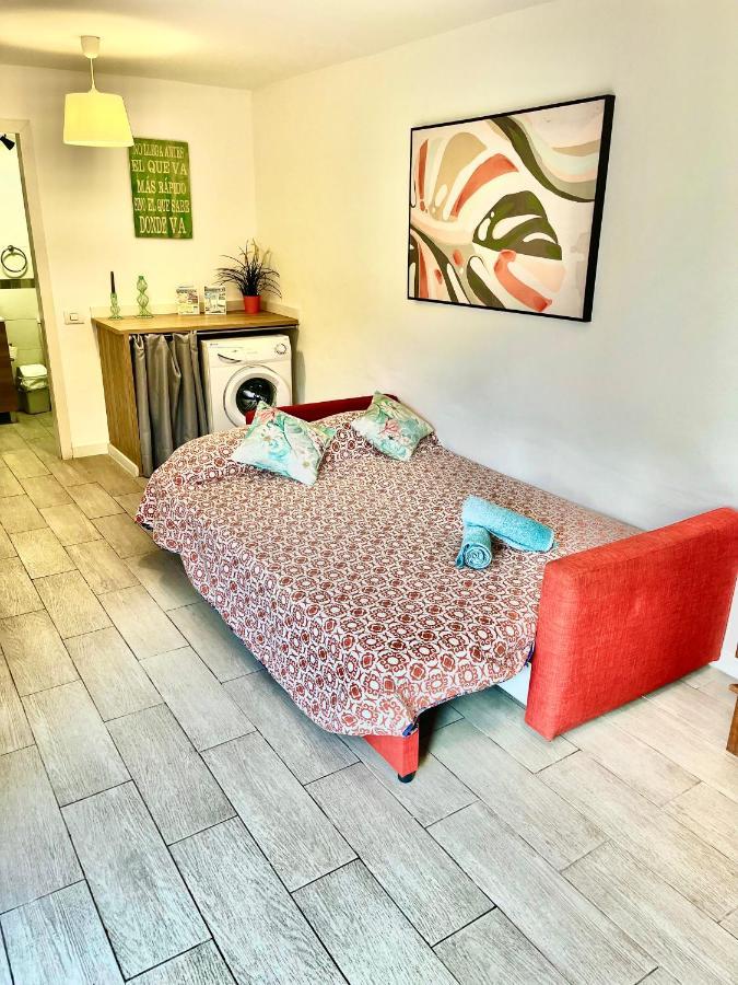 Cozy Apartment In Centric Area At Caleta De Fuste With Air Conditioner Exterior photo